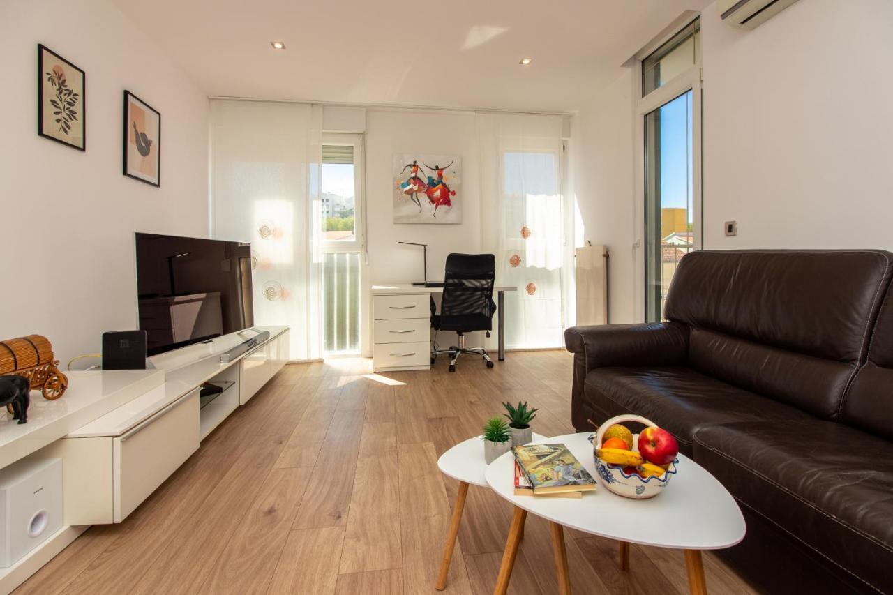 Bura2 , With Private Parking In The Garage Apartamento Split Exterior foto
