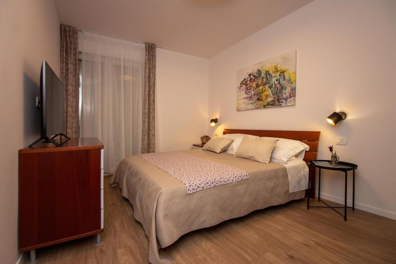 Bura2 , With Private Parking In The Garage Apartamento Split Exterior foto