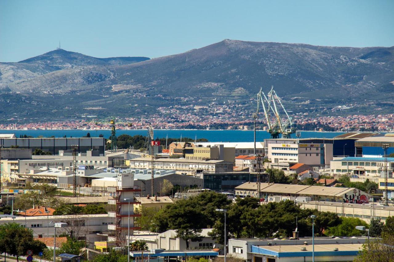 Bura2 , With Private Parking In The Garage Apartamento Split Exterior foto
