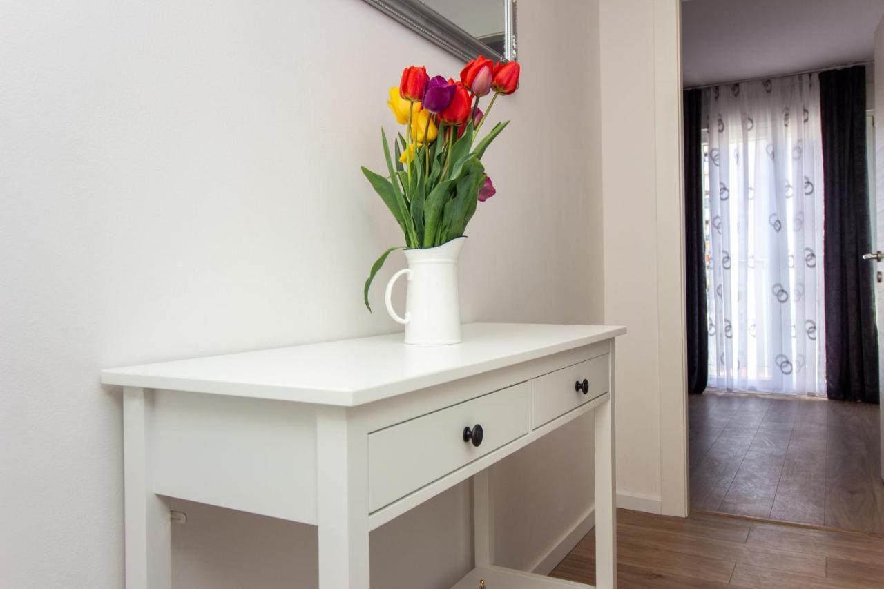 Bura2 , With Private Parking In The Garage Apartamento Split Exterior foto