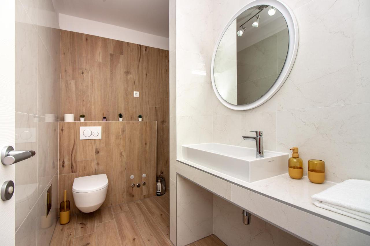 Bura2 , With Private Parking In The Garage Apartamento Split Exterior foto